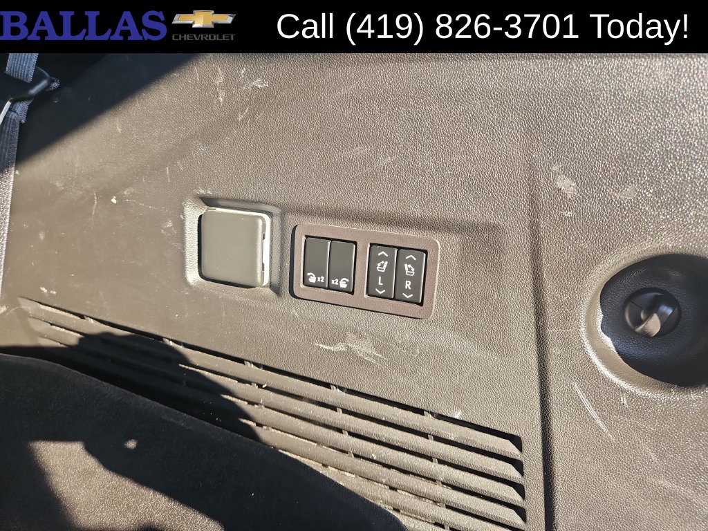 Used 2023 GMC Yukon Denali AWD/4WD image 30