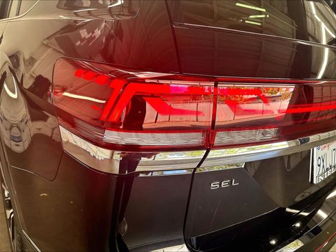 Used 2026 Volkswagen Atlas SEL Premium R-Line AWD/4WD image 26