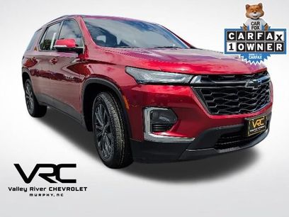 Used 2023 Chevrolet Traverse RS