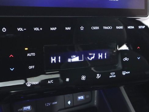 Used 2022 Hyundai Santa Cruz Limited w/ Cargo Package image 21