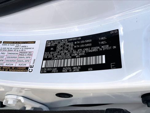 Certified 2026 Lexus NX 450h+ AWD w/ Accessory Package (2T) image 37