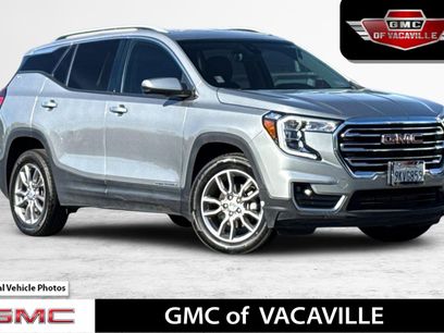 Used 2024 GMC Terrain SLT