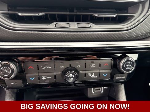 New 2026 Jeep Compass Latitude image 16