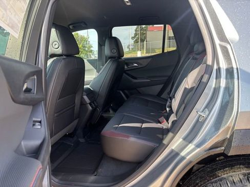 New 2026 Chevrolet Equinox RS w/ Convenience Package III FWD image 12
