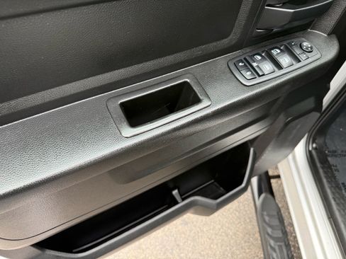 Used 2019 RAM 1500 Express image 41