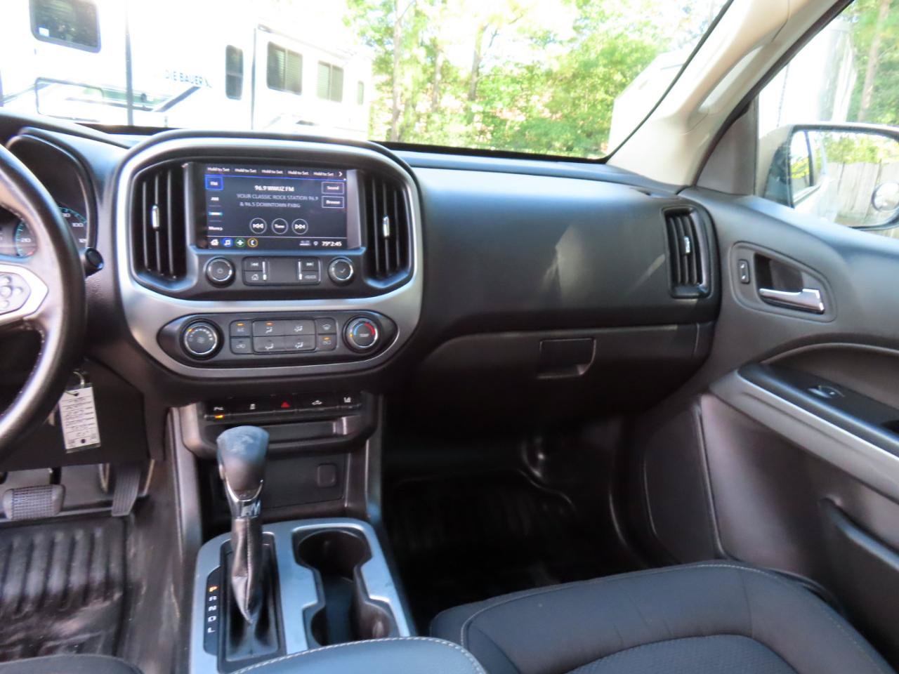 Used 2022 Chevrolet Colorado LT w/ Fleet Safety Package RWD image 24
