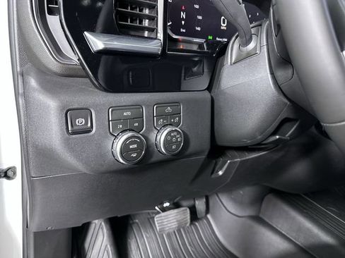 New 2026 GMC Sierra 1500 Elevation AWD/4WD image 19