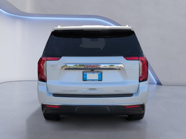 Used 2023 GMC Yukon XL SLT AWD/4WD image 8