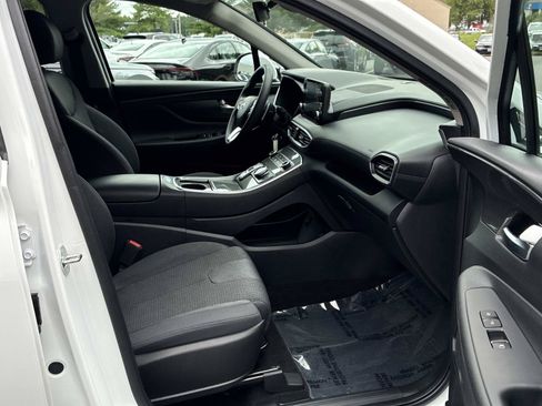 Used 2023 Hyundai Santa Fe SE AWD/4WD image 10