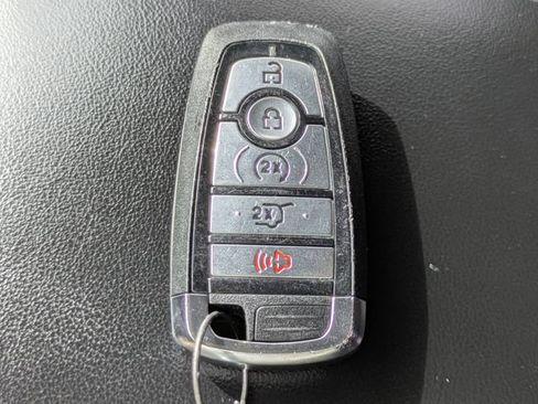 Used 2023 Ford Explorer Limited RWD image 28