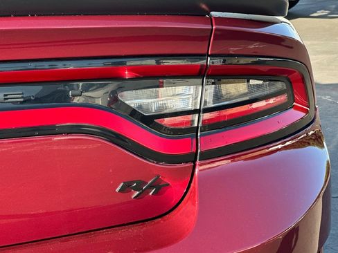 Used 2022 Dodge Charger R/T w/ Harman/Kardon Audio Group image 31