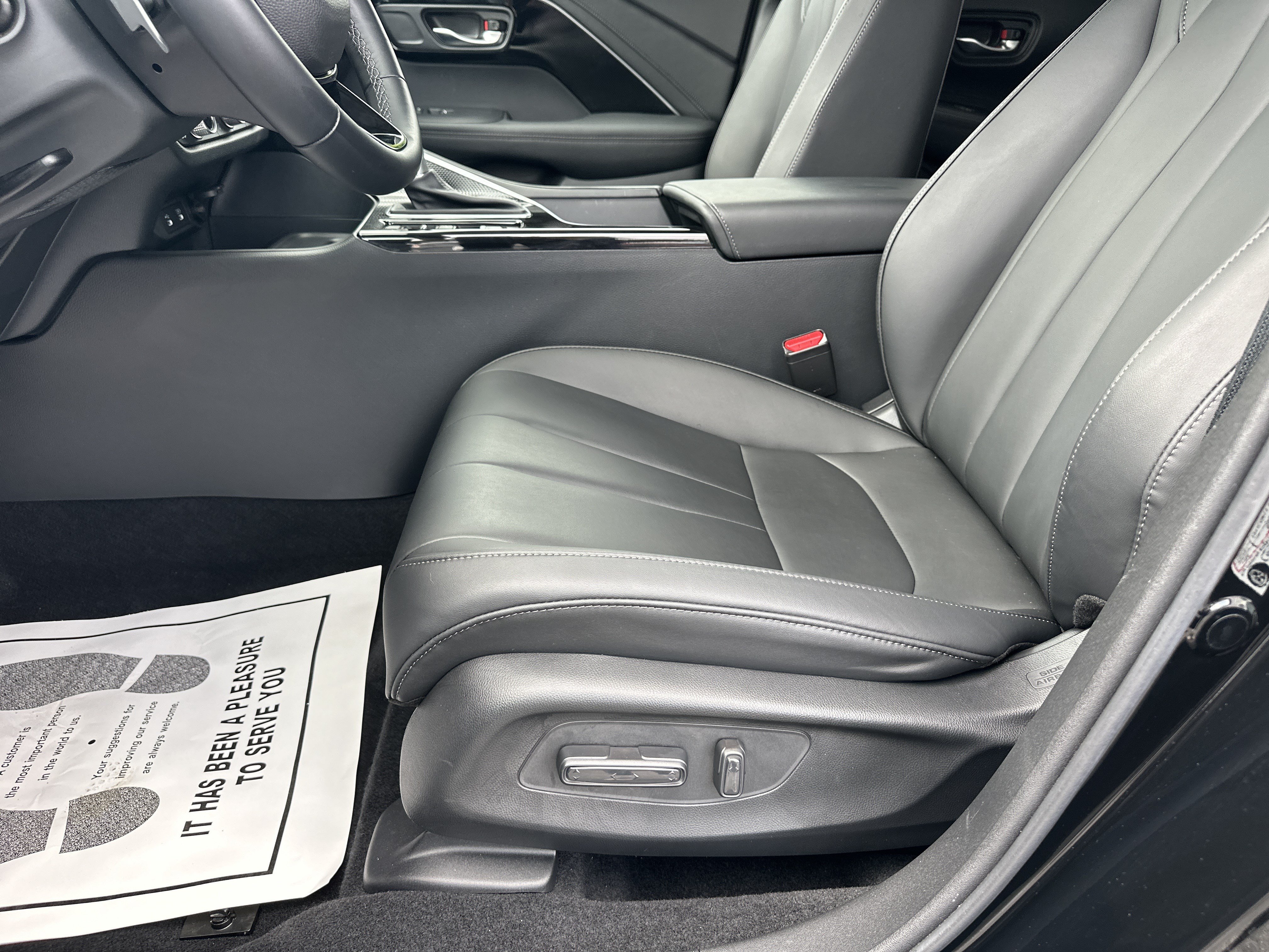 Certified 2025 Acura ADX FWD image 9