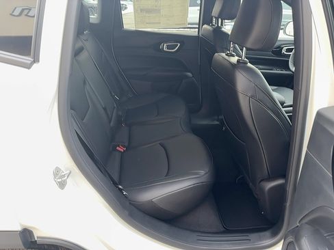 New 2026 Jeep Compass Limited image 7