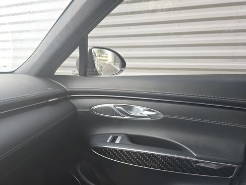 Used 2022 Genesis GV70 3.5T Sport w/ Sport Prestige Package image 17