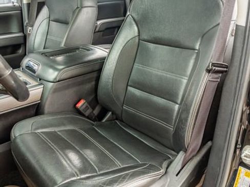 Used 2017 GMC Sierra 2500 Denali w/ Duramax Plus Package image 18