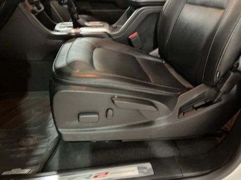 Used 2019 Chevrolet Colorado ZR2 image 10