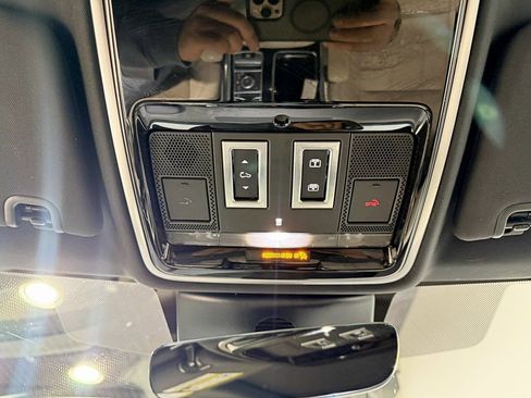 Used 2022 Land Rover Range Rover Sport HSE Silver Edition image 19
