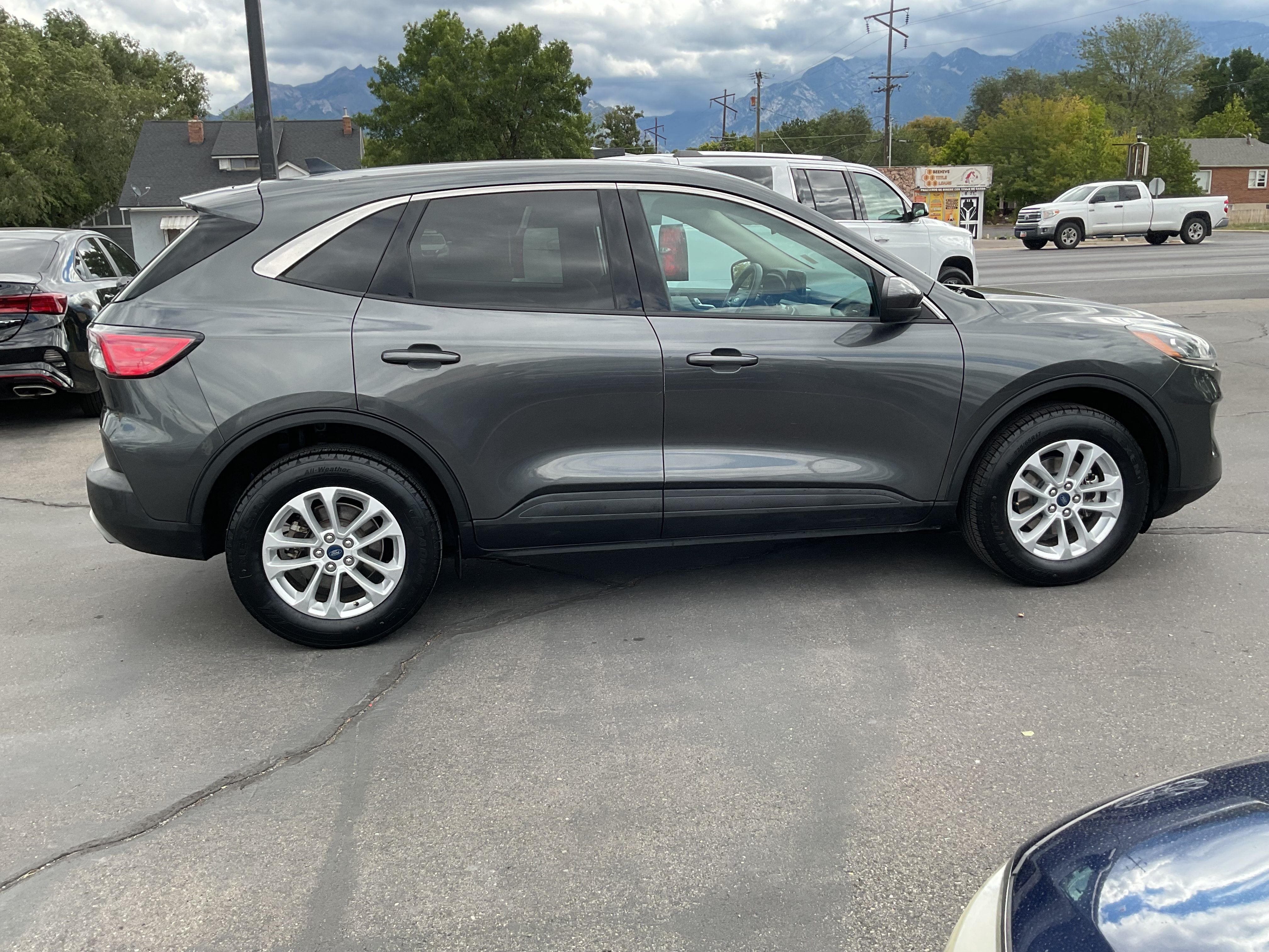 Used 2020 Ford Escape SE AWD/4WD image 4
