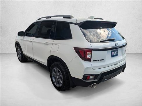 Certified 2025 Honda Passport TrailSport image 7