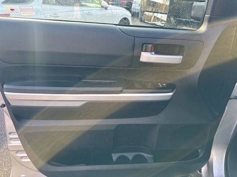 Used 2014 Toyota Tundra SR5 image 17