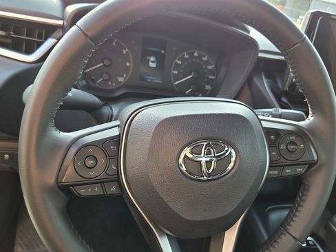 Used 2025 Toyota Corolla SE image 20