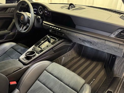 Certified 2024 Porsche 911 Carrera GTS image 38
