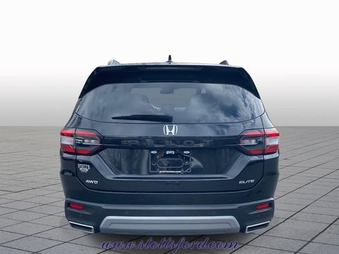Used 2023 Honda Pilot Elite image 5