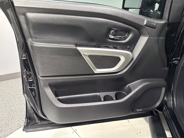 Used 2019 Nissan Titan PRO-4X AWD/4WD image 12