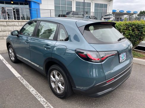 Used 2024 Honda HR-V LX image 6