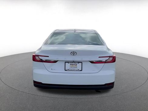 Used 2025 Toyota Camry LE image 13