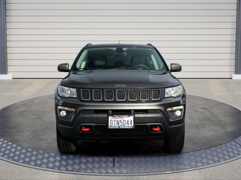 Used 2019 Jeep Compass Trailhawk w/ Cold Weather Group image 2