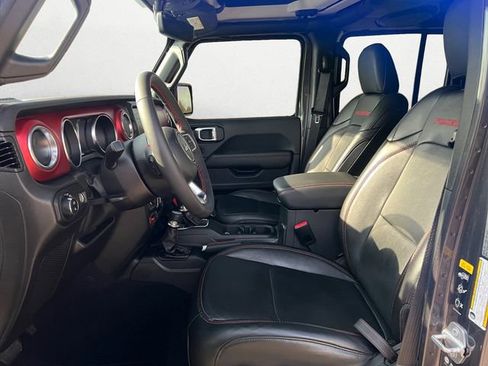 Used 2023 Jeep Gladiator Rubicon w/ LED Lighting Group image 9