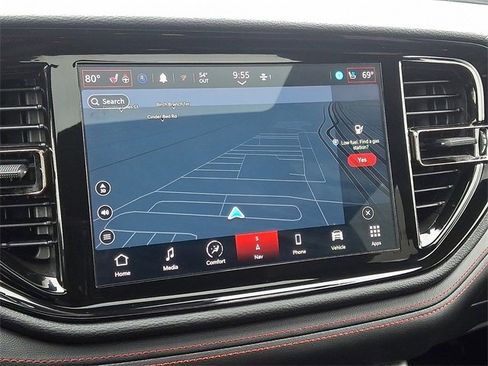 Used 2024 Dodge Durango GT image 13