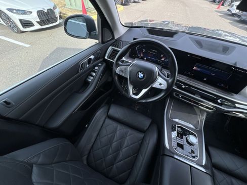 Used 2023 BMW X7 xDrive40i w/ Executive Package image 4