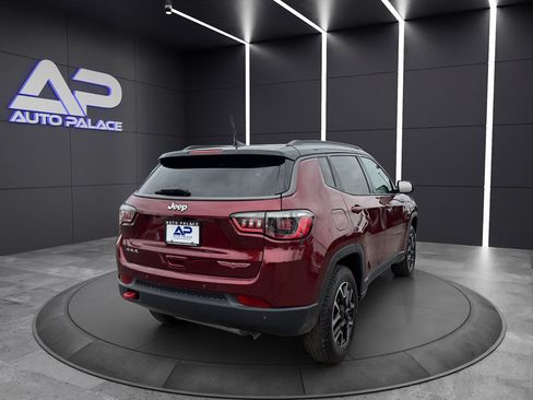 Used 2021 Jeep Compass Trailhawk w/ Sun and Sound Group AWD/4WD image 6