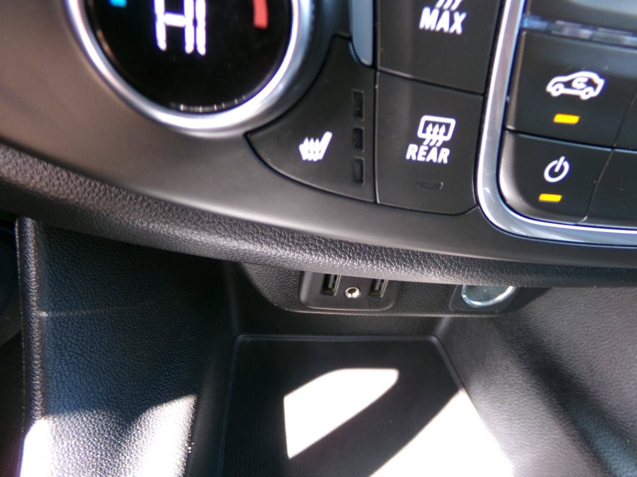 Used 2020 Chevrolet Traverse LT AWD/4WD image 30