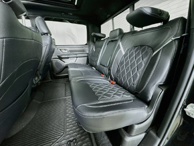 Used 2025 RAM 1500 Big Horn AWD/4WD image 23