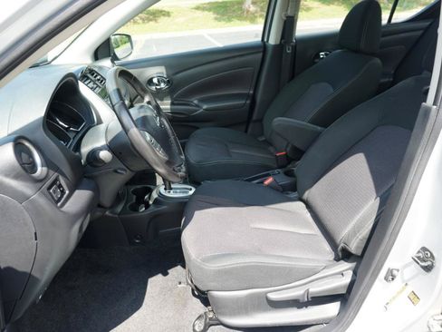 Used 2017 Nissan Versa SV w/ SV Special Edition Package FWD image 23