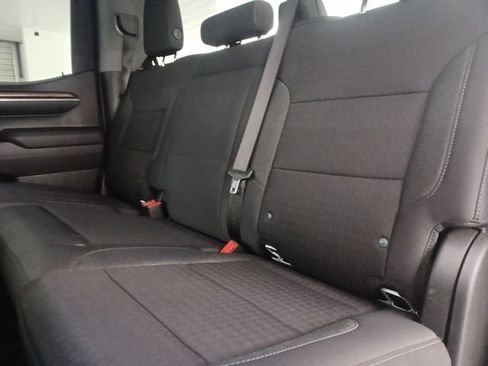 Used 2023 Chevrolet Silverado 1500 LT RWD image 12