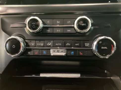 Used 2023 Ford F150 Lariat w/ Equipment Group 502A High image 24