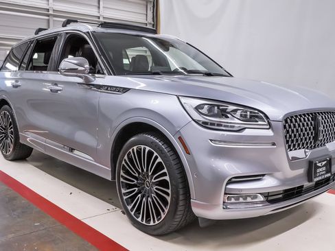 Used 2022 Lincoln Aviator Black Label AWD/4WD image 5