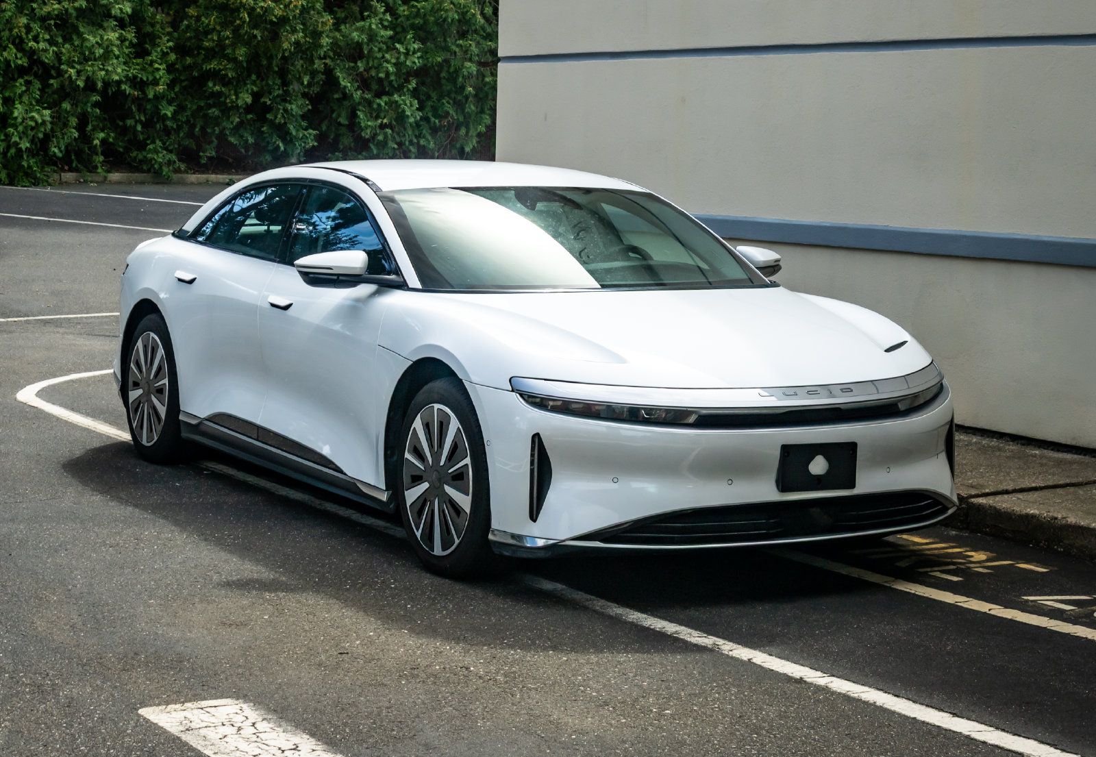 Used 2025 Lucid Air Pure RWD image 10