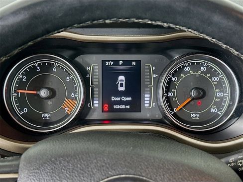 Used 2015 Jeep Cherokee Sport w/ Cold Weather Group image 12