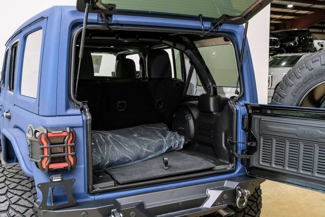 Used 2025 Jeep Wrangler Unlimited Rubicon w/ Safety Group AWD/4WD image 51