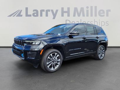 New 2024 Jeep Grand Cherokee Overland w/ Luxury Tech Group IV