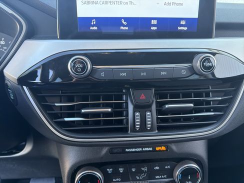 Used 2022 Ford Escape SE w/ Convenience Package image 33