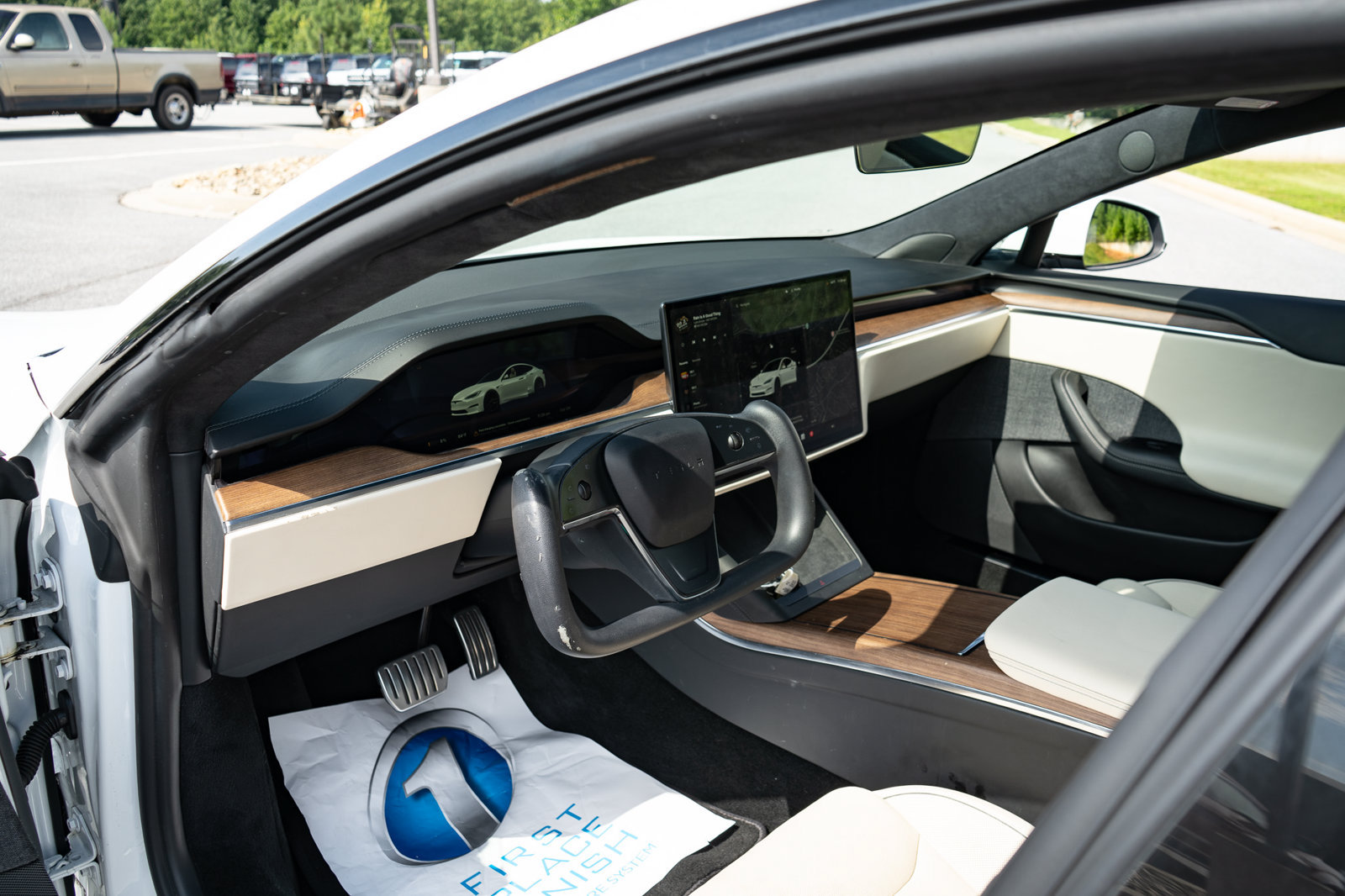 Used 2021 Tesla Model S Plaid AWD/4WD image 21
