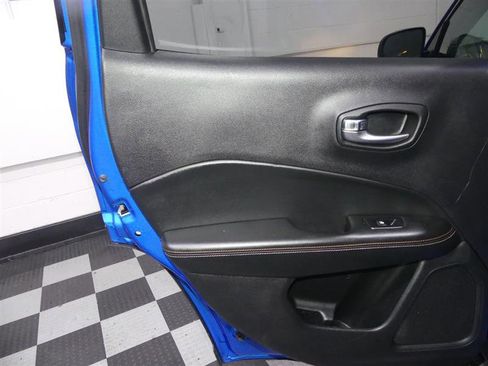 Used 2019 Jeep Compass Sport w/ Cold Weather Group image 23