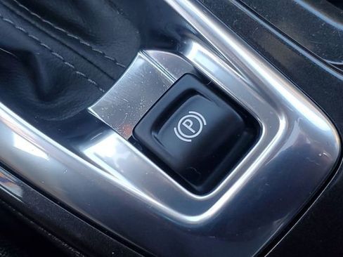 Used 2023 Chevrolet TrailBlazer ACTIV w/ Sun and Liftgate Package image 21