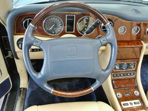 Used 2000 Rolls-Royce Corniche image 20